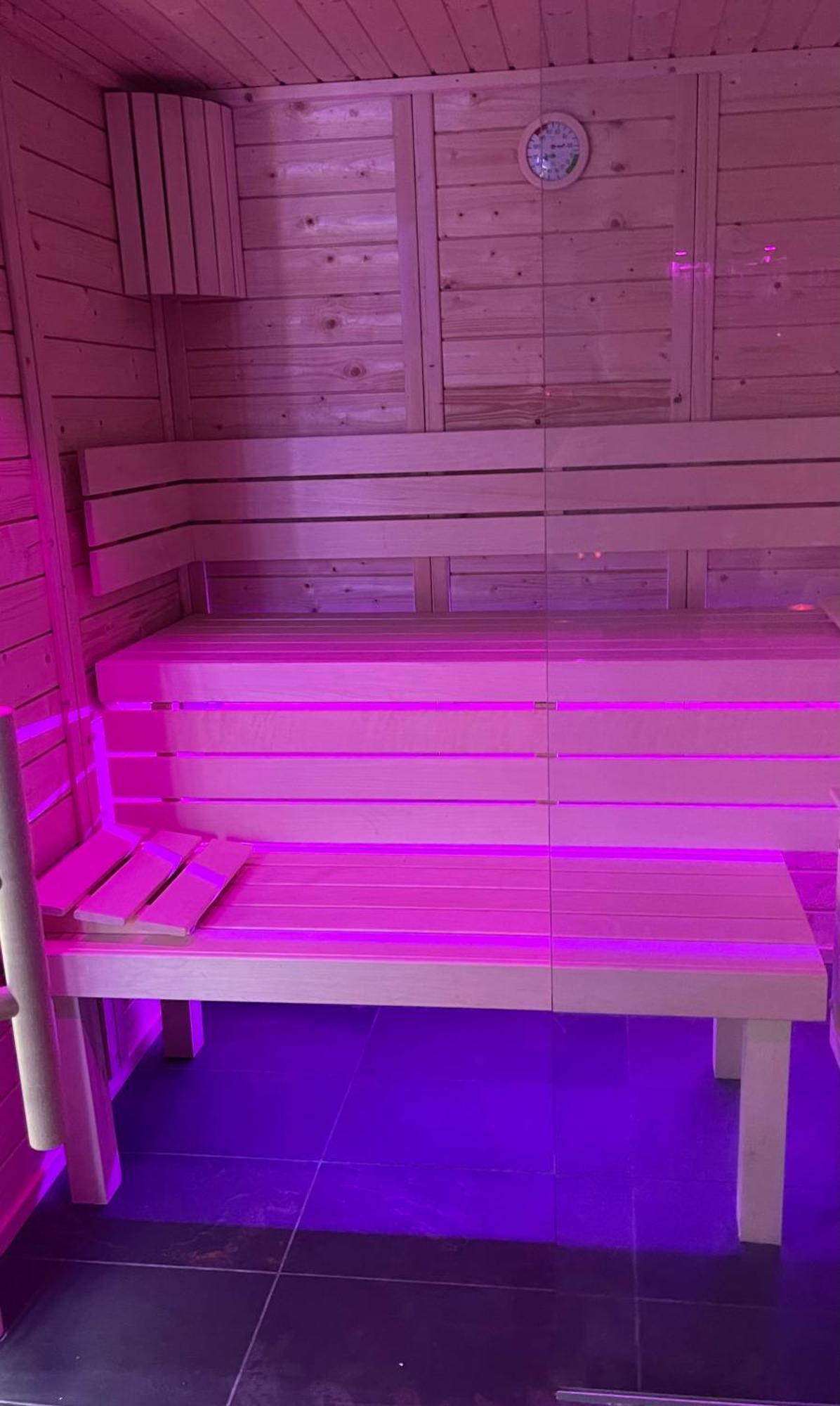 La Terrasse Des Spas - Restaurant - Institut Massage Хазбрук Екстериор снимка