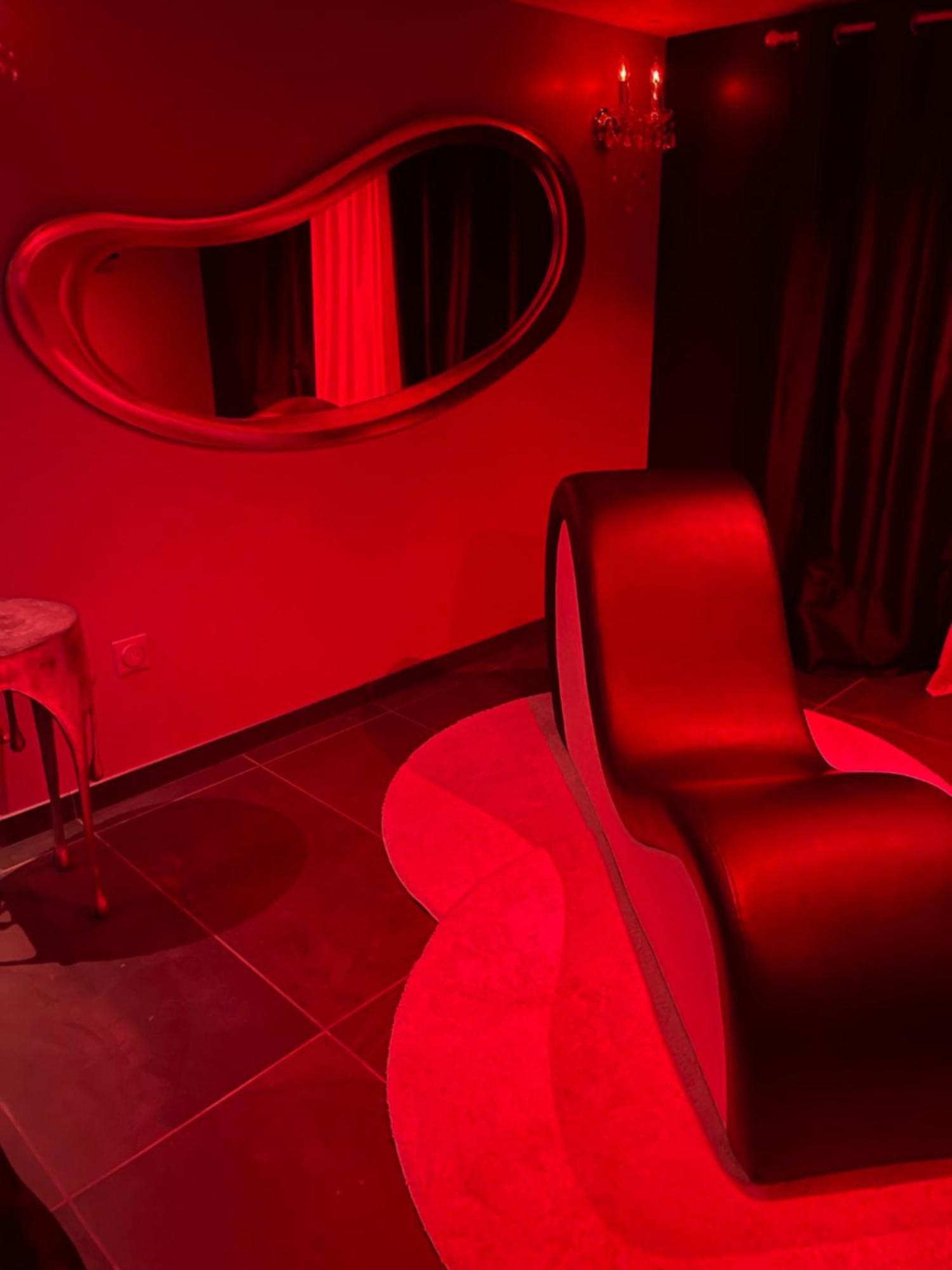 La Terrasse Des Spas - Restaurant - Institut Massage Хазбрук Екстериор снимка